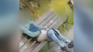 Exhibicionista sa ukájal pri pohľade na staršie ženy, ktoré smerovali do kostola