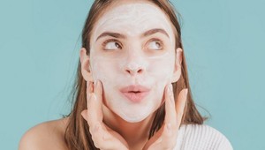 Účinnejšia ako botox: Maska z 3 surovín zbaví pleť vrások aj nedokonalostí