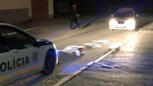 Poslanca, ktorý vyhodil urnu z volebnej miestnosti, odsúdili. On si osudnú noc nepamätá