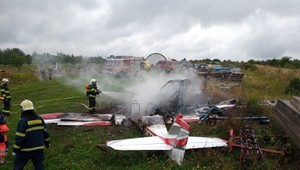 Neďaleko Skalice sa zrútilo lietadlo. Pri tragédii zahynuli 3 osoby