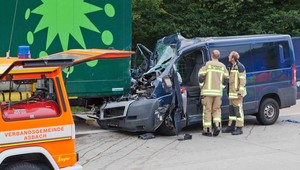 Slovenský mikrobus havaroval v Nemecku, jedna žena zomrela!