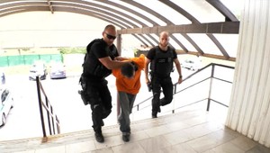 Polícia chytila väzňa na úteku. Tvrdí, že chcel vidieť rodinu