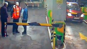 Pozor na podvodníka! Dobrých ľudí oberá o peniaze