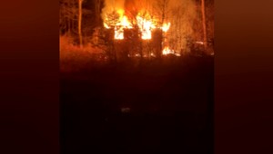 V Smoleniciach horela chatka, našli v nej mŕtveho muža