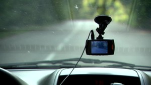 Ak cestujete na dovolenku, pozor na autokamery. Zisťovali sme, v ktorých krajinách ich môžete používať