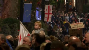 Orbánova podpora sporných volieb v Gruzínsku vyvolala vlnu protestov