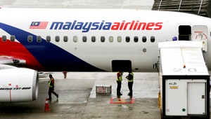 Dopad leteckých tragédií. Malajzijské aerolinky prevezme štát