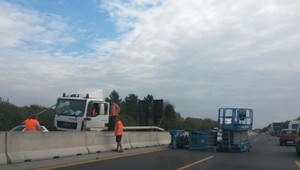 VIDEO: Vážna nehoda na diaľnici D1, vodiči stáli v dlhých kolónach