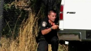 Zavraždil bábätko, svokru a strieľal na policajtov