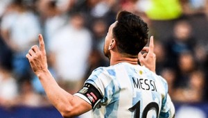 Lionel Messi 5:0 Estónsko