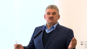 NAŽIVO: Minister práce Richter k stavu nezamestnanosti