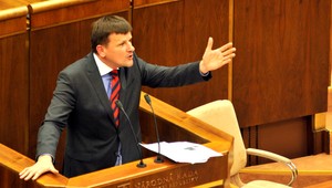 Voľby lídra v strane KDH, Hlina si veril oprávnene