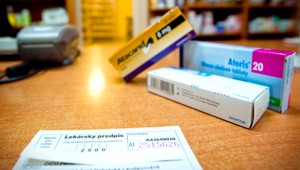 Lekári predpisujú zle lieky. Poisťovňa neakceptovala 3 milióny receptov