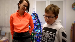 Darované Vianoce TV JOJ: Matka so synom ušla od tyrana. Napriek tomu sa Janíkovi splnil sen