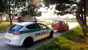 Rutinná kontrola skončila zatýkaním, padli aj dve obvinenia