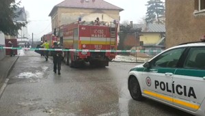 Pri požiari v Dobšinej prišli o život 3 deti, príčinu tragédie vyšetrujú