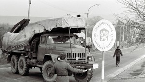 Pripomíname si pamätný deň: Pred 35 rokmi odišli z Československa posledné sovietske vojská