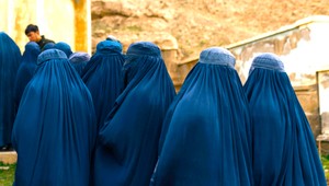 Taliban im všetko vzal a zmenil ich život na nočnú moru: Toto zažívajú ženy v Afganistane!