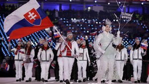 Olympijské hry otvorili vo veľkom štýle, slovenskú vlajku niesla Velez-Zuzulová