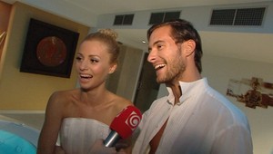 Nový seriál Nevinní má klip. Sexi klip...