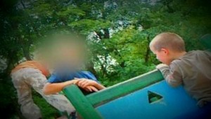 Chlapci mali byť adoptovaní do Francúzska. Prababka o nich nič nevie