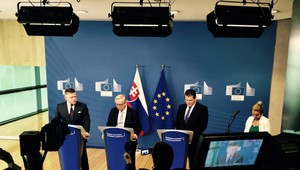 Tlačová konferencia Roberta Fica v Bruseli o dvojakej kvalite potravín