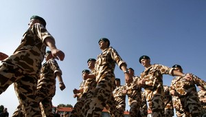 Armáde chýbajú vojaci. Spasiť by ju mali dobrovoľníci