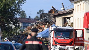 Pri explózii domu v Taliansku zahynuli traja policajti, ďalší sú zranení
