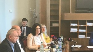 Mimoriadne zasadnutie Lubyovej situáciu SAV nevyriešilo. Stretnúť sa budú musieť o mesiac