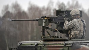 Kyjevský autoservis prerába ukoristené ruské ťažké zbrane
