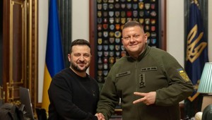 Bývalý armádny veliteľ ako nový prezident Ukrajiny? Prieskum ukázal favoritov