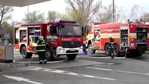 Východná D1 je uzavretá. Dôvodom je únik chemikálie