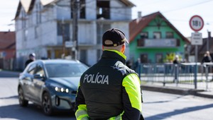 Podvod s kryptomenami: Polícia hľadá muža, ktorý okradol ženu cez aplikáciu na zdieľanie obrazovky