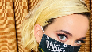 Katy Perry sa stane čochvíľa matkou. Pre bábätko vybrala TÚTO hviezdnu kmotru!