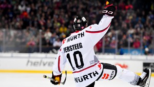 Spenglerov pohár: Na úvod víťazstvá Ambri-Piotty a Kanady. Presadil sa aj útočník Nitry