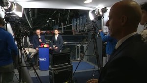 Slušne, správne a s emóciami. Aké je komentovanie hokeja?