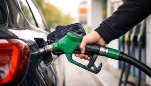 Začali platiť nové pravidlá na pumpách. Čo sa mení a zvládnu to čerpacie stanice?