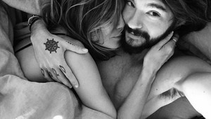 Ani 17-ročný rozdiel láske nezabránil! Modelka a spevák sa VZALI už druhýkrát!