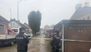 V rodinnom dome našli dobodanú ženu a jej 11-ročnú dcéru, podozrivým je expartner