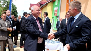 Vláda si vyšla do Poltáru, rozdala tri milióny eur