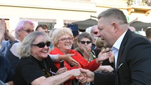 Tretina Slovákov verí hoaxom. Najviac im podliehajú voliči Republiky a Smeru