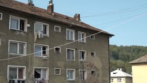 Zapáchajúci problém: Výkaly z kanalizácie zatopili obyvateľom pivnice