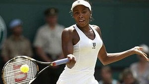 Wimbledon: Venus Williamsová postúpila pohodlne do osemfinále