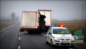 Silný vietor na východe. Nezvládajú ho ani kamióny