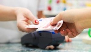 Chuť nakupovať Slovákov neopúšťa. Bude nám mať ale kto predávať?