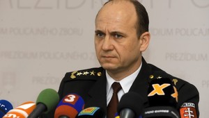 Expolicajti žalujú Spišiaka o 300-tisíc eur