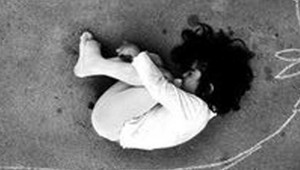 Brutálne dobil manželku, kým bola v nemocnici vyzúril sa na deťoch, dve zomreli