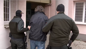 Matku oblial studenou vodou a chcel ju zabiť. Na súde si muž vypočul rozsudok