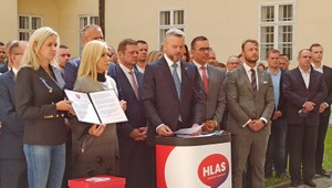 Pellegrini: V demokratickom štáte občan moc dáva a má právo aj moc odňať