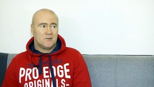 Záchranár roka. So zlomenými stavcami pomáhal pacientovi i kolegovi